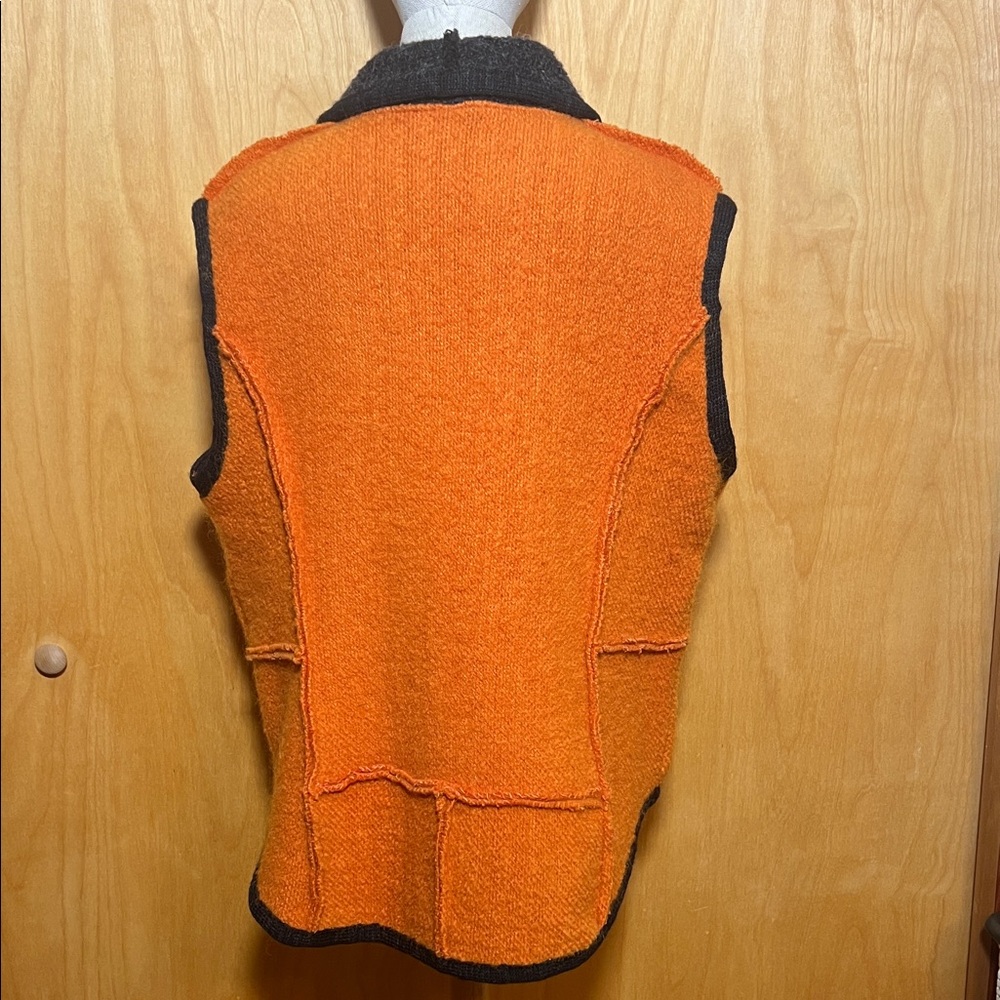 Hand knit Vest - Picture 9 of 13